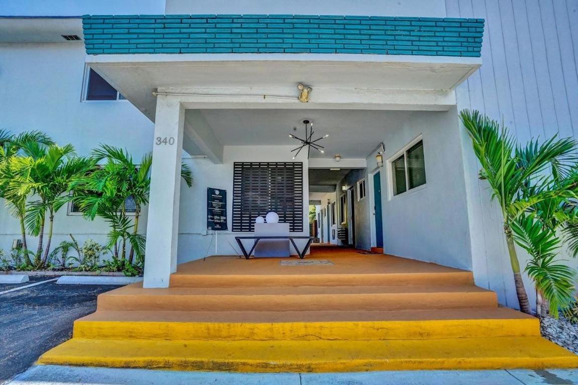 Apartament Secluded Hollywood Studio Walk To Beach Boardwalk Dania Beach Zewnętrze zdjęcie